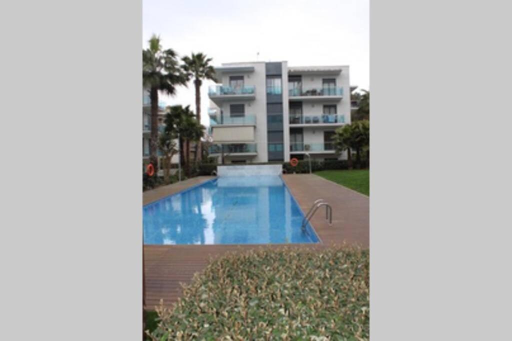 Apartamento Con Piscina Y Parking En Lloret De Mar Apartment Ngoại thất bức ảnh