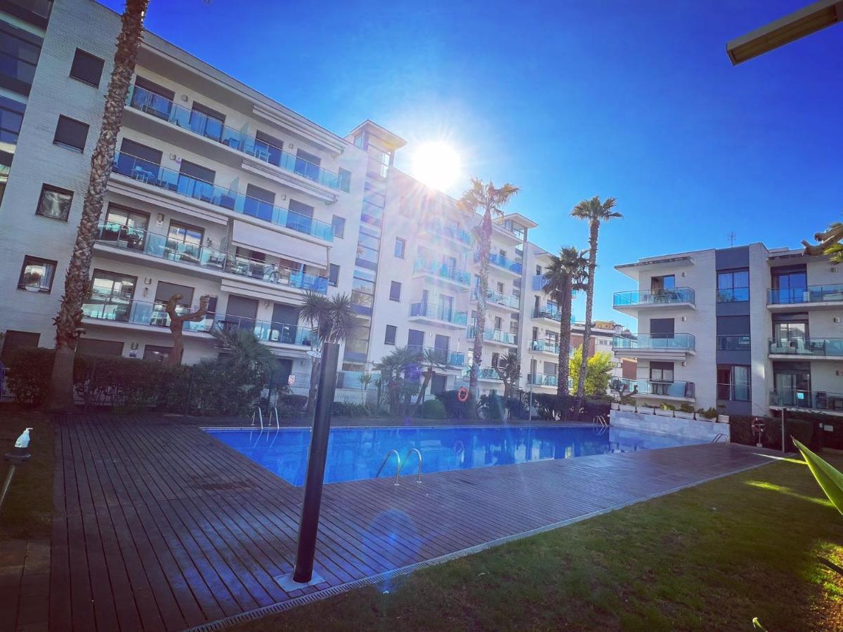 Apartamento Con Piscina Y Parking En Lloret De Mar Apartment Ngoại thất bức ảnh